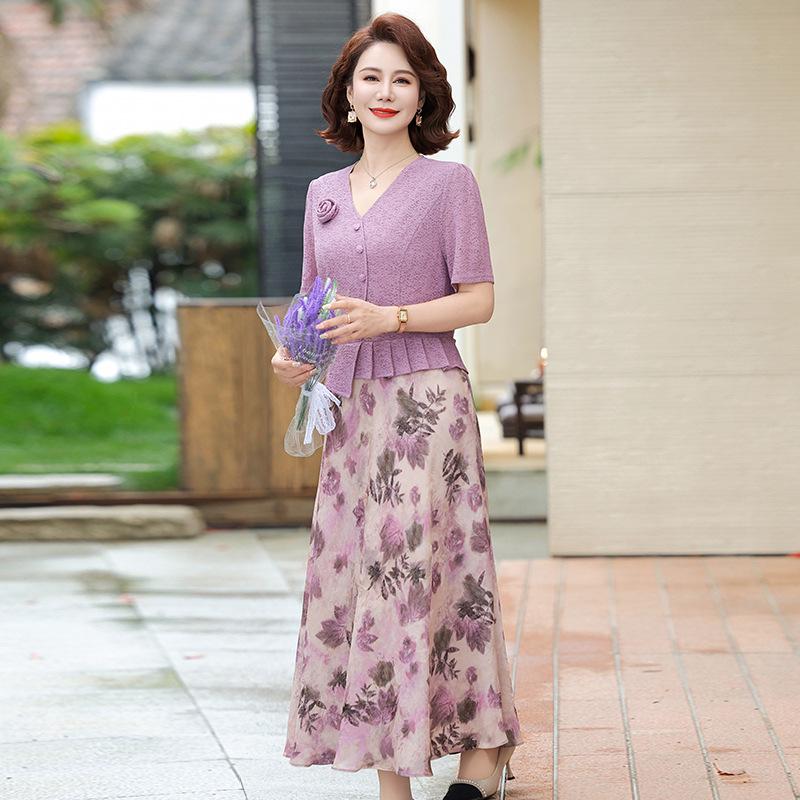 

2026 Summer Floral Two-Piece Dress for Stylish Middle-Aged and Elderly Women 4XL (67.5-72.5 kg) фіолетовий