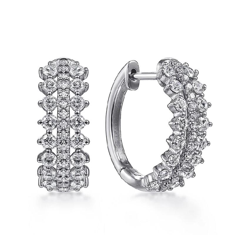 Huitan Koreanische Mode Gepflasterte Zirkonia Creolen für Damen Metall Kupferfarbe/Goldfarbe Einfache Vielseitige Mädchenohrringe Heißer Zirkon
