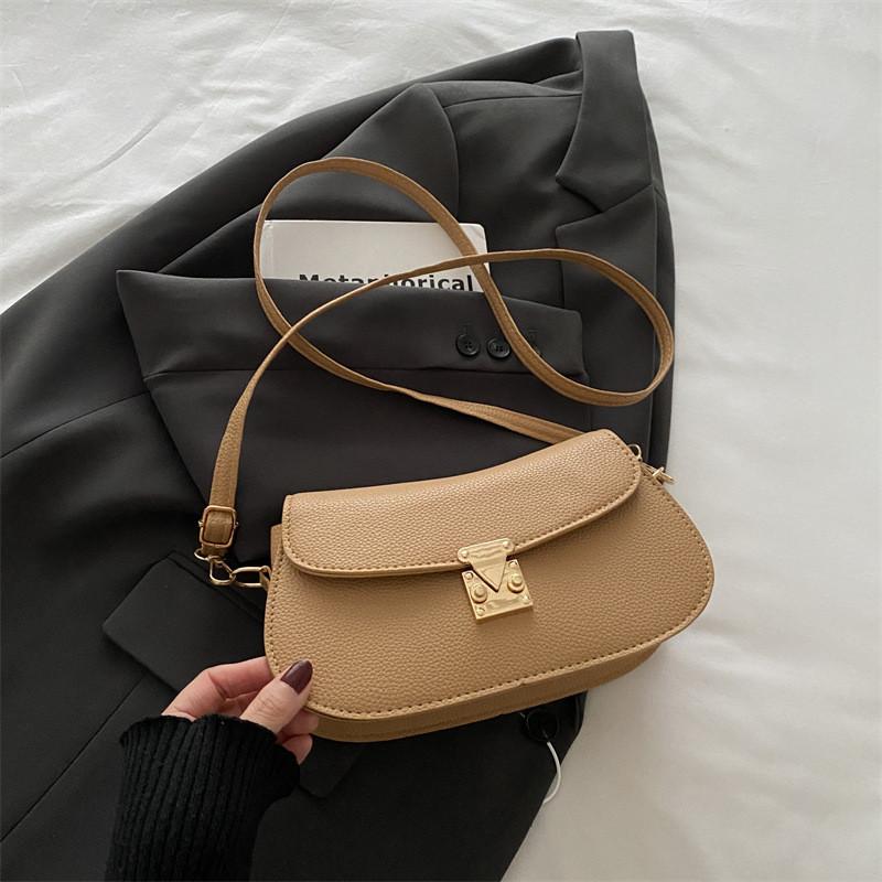 Chic Retro Casual Pu Leather Women's Single Shoulder Bag With Modern Minimalist Appeal