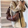 Niche large-capacity messenger bag women's bag 2025 new trendy fashion oily pleated bag single shoulder dumpling bag