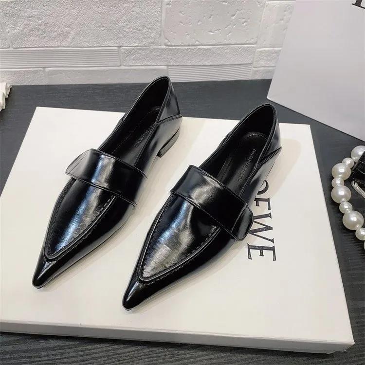 Pointed Toe Flats Women Loafers Shoes Summer Casual Walking Shoes Designer New Sexy Sandals Brand Dress Retro Femme Zapatillas