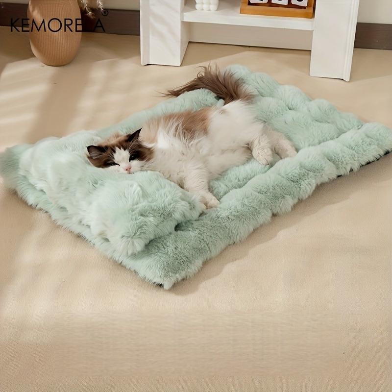 

Luxury Plush Pet Bed with Pillows -Super Soft Warm Comfortable Bed for Small & Medium Dogs Multi-Color Options Rectangular Shape S м ята зелений колір