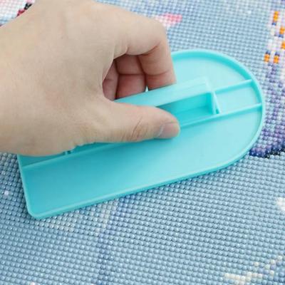 1 Pack Color Random Diamond Embroidery Reinforced Pressing Plate Solid Color Diamond Painting Press Drill Convenient Press Drilling Tool