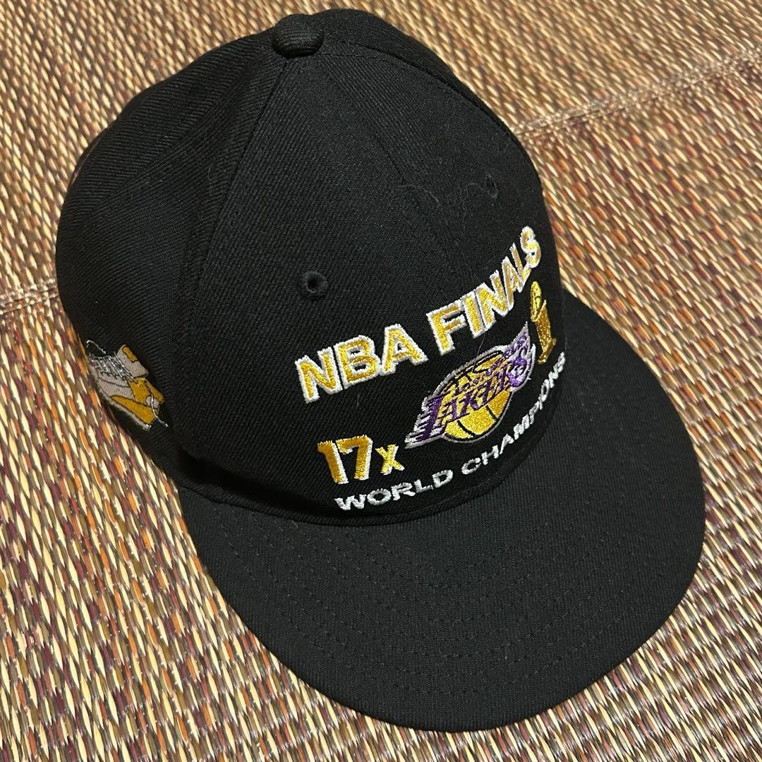 Used  Super Rare  NEWERA Los Angeles Lakers NBA Champion Cap