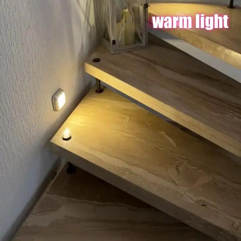 3 STÜCK LED Bewegungsmelder Treppenwandleuchte zur Verwendung unter Schränken, in Fluren, Treppenhäusern, Schränken und Küchen.