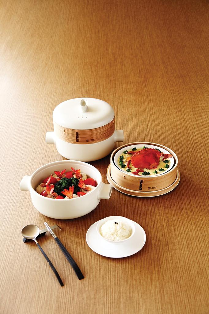 JIA Steam Pot Steamer with Steamer Basket 24cm Ceramic Pot White L Size