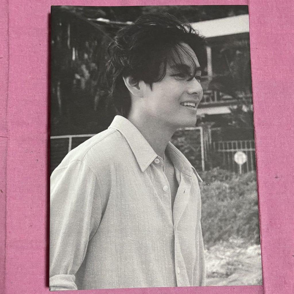 [USED] BTS V TYPE 1 Photobook