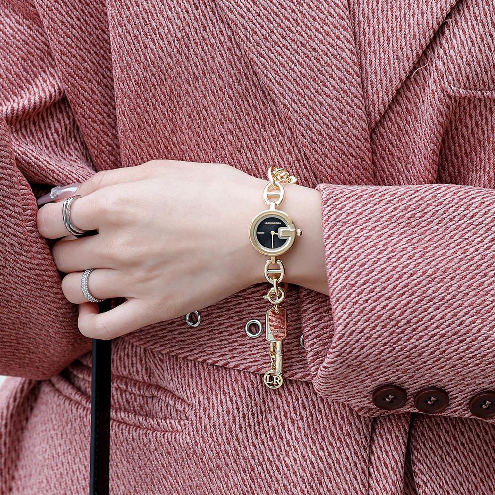 Ceas Brățară Modern Simplu de Lux Ușor Ceas Elegant de Damă pentru Navetă Ceas Quartz cu Două Aiguille Disc Compact pentru Femei