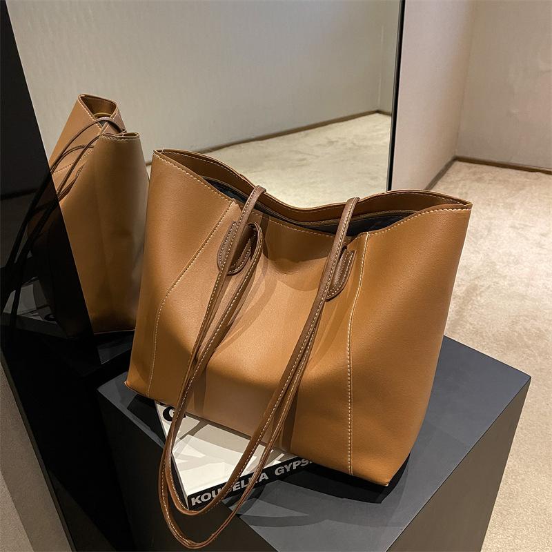 Retro Large Capacity Faux Leather Tote Bag for Women, Vintage Style Work Shoulder Handbag, Street Chic Commuter Purse