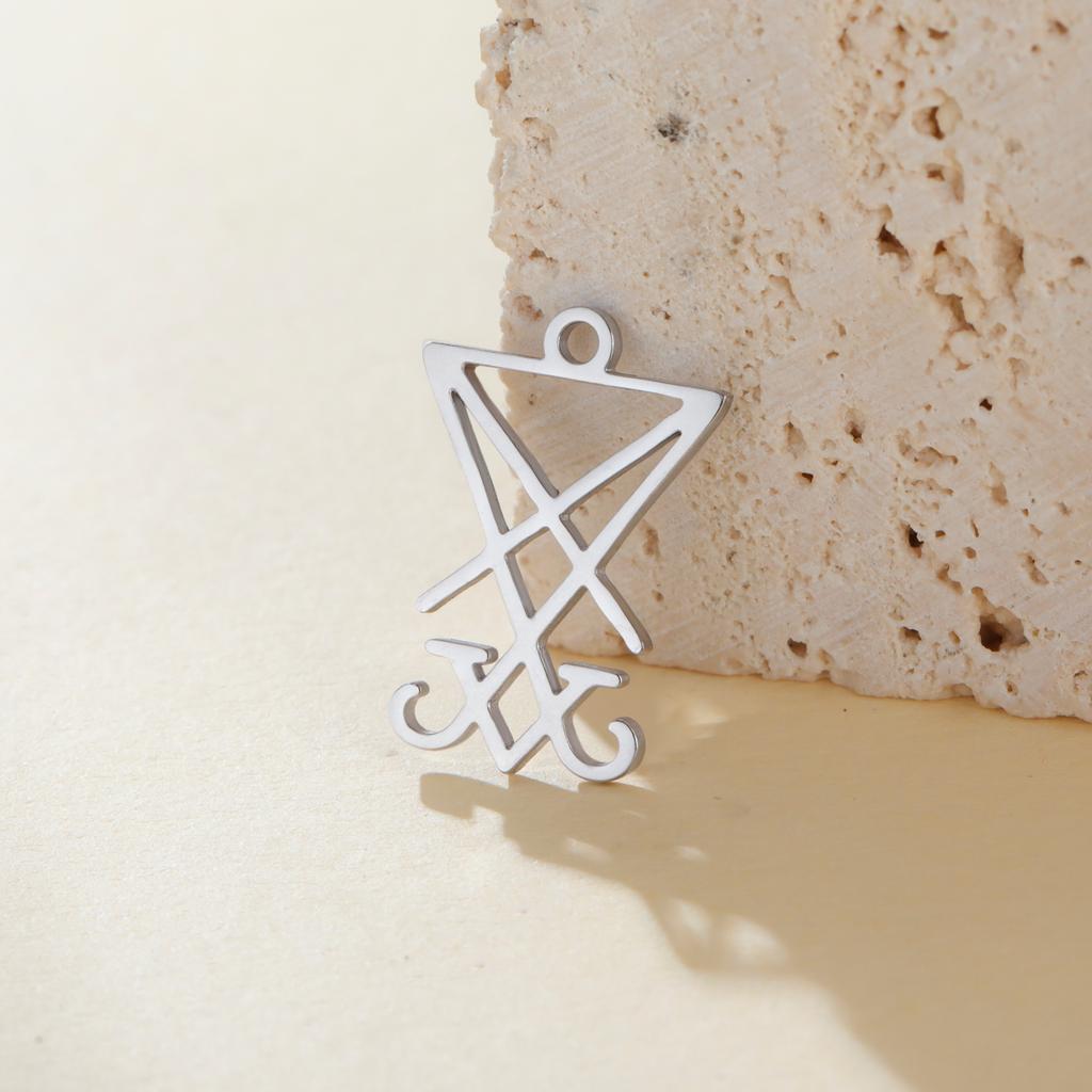 Teamer 5 pièces Pendentif Charme Symbole de Lucifer Pour Collier Bracelet Fabrication de Bijoux Mode Charms en Acier Inoxydable Vente en Gros 2026 Nouveau