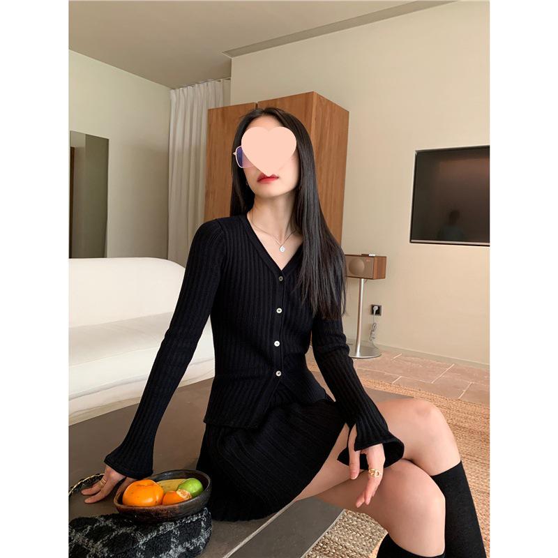 Pusumede Romantic Aesthetic High-Waisted Pleated Knit A-Line Skirt
