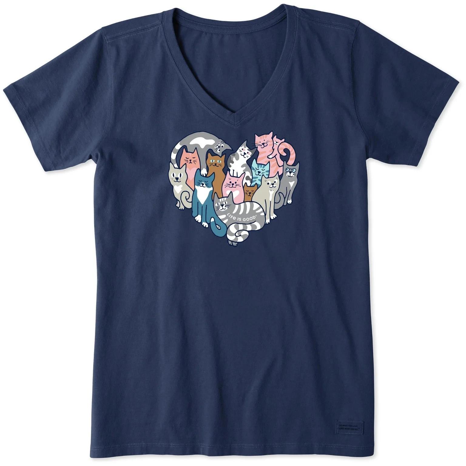 

Life is Good. Women s Heart of Cats Short Sleeve Crusher Vee, Darkest Blue M