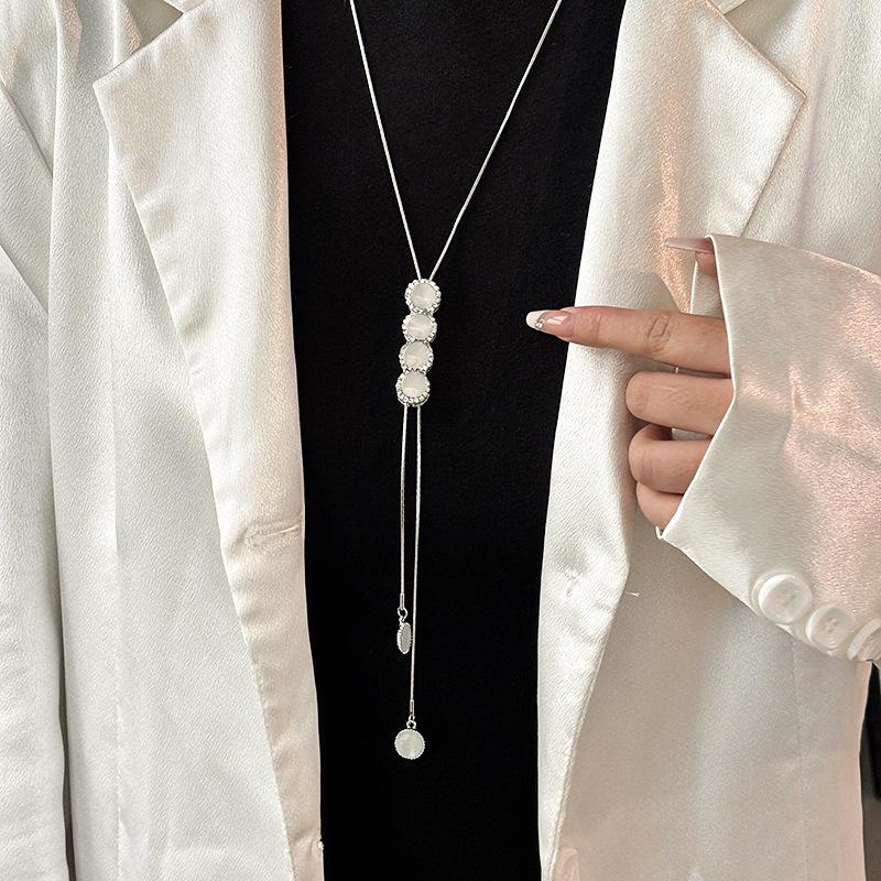 1Pcs New Trendy Korean Fashion Clothes Pendant Geometric Jewelry Vinatge Crystal Water Drop Sweater Long Necklaces For Women