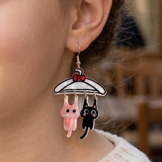 Novelty Cartoon Cat Drops 1 Pair Cute Dangle Drop Earrings for Women, 2D Acrylic Kitten Playful Accessory Gift Hang on Clothes Hanger Earrings, Funny