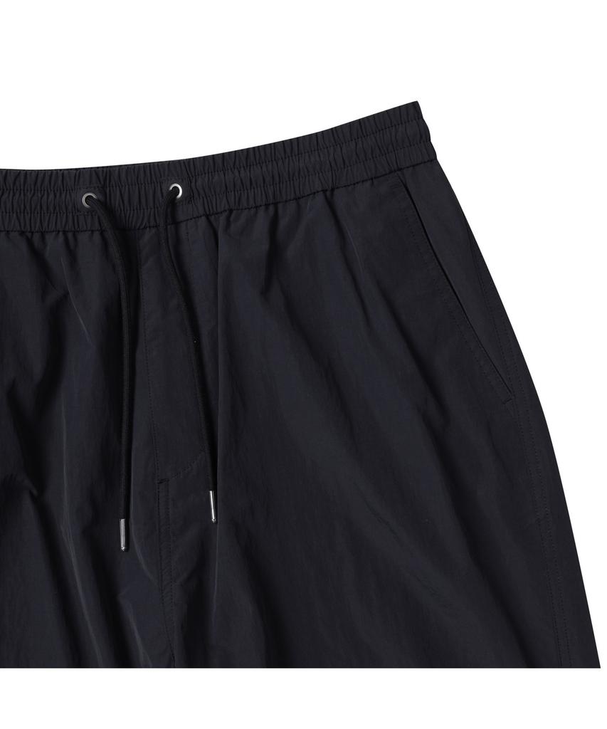 Keoseuuteommellou Black Parachute Pants _C9Pam25104Bkx