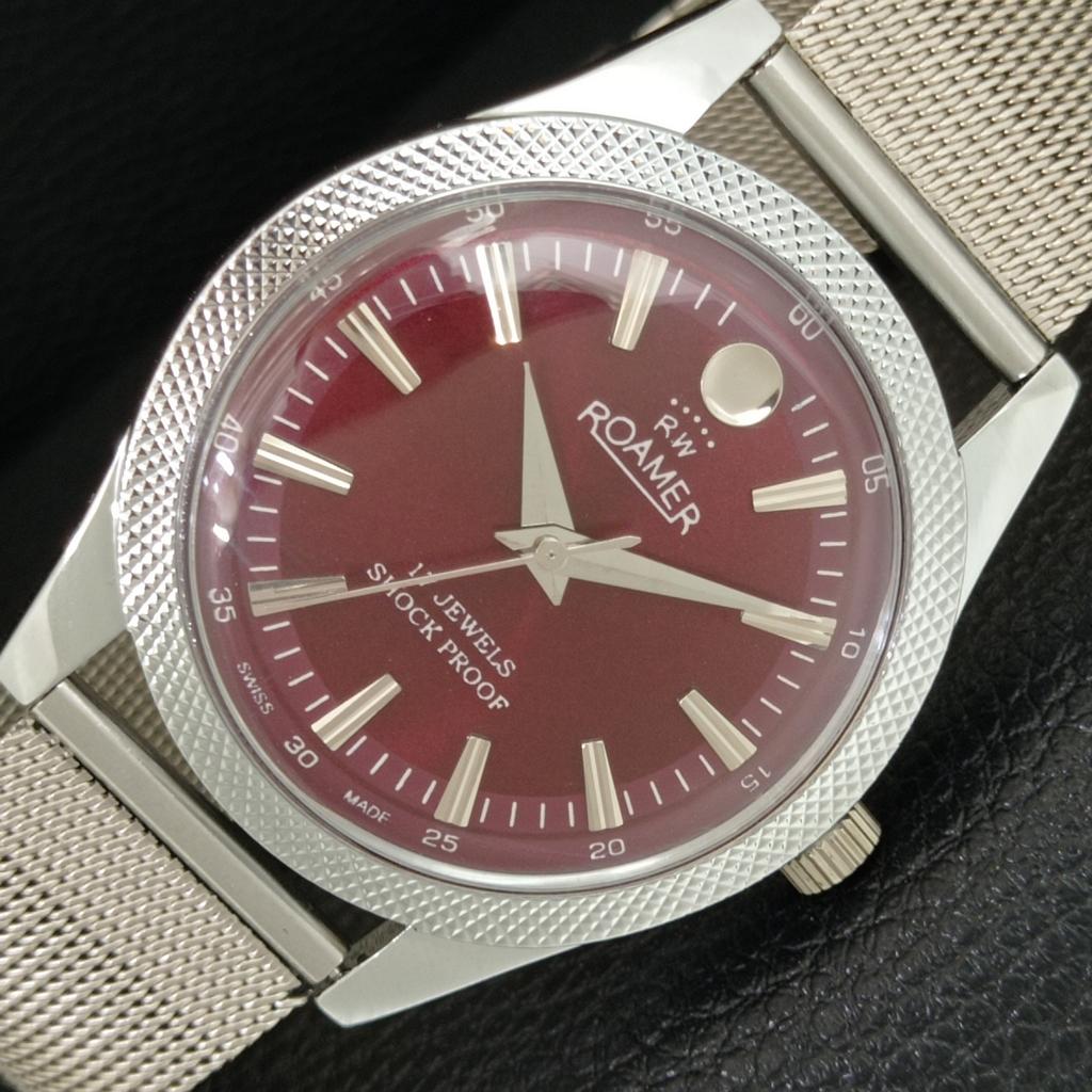 

VINTAGE HAND-WINDING SWISS MENS REFURBISHED RED COLOR DIAL WATCH a707151-1