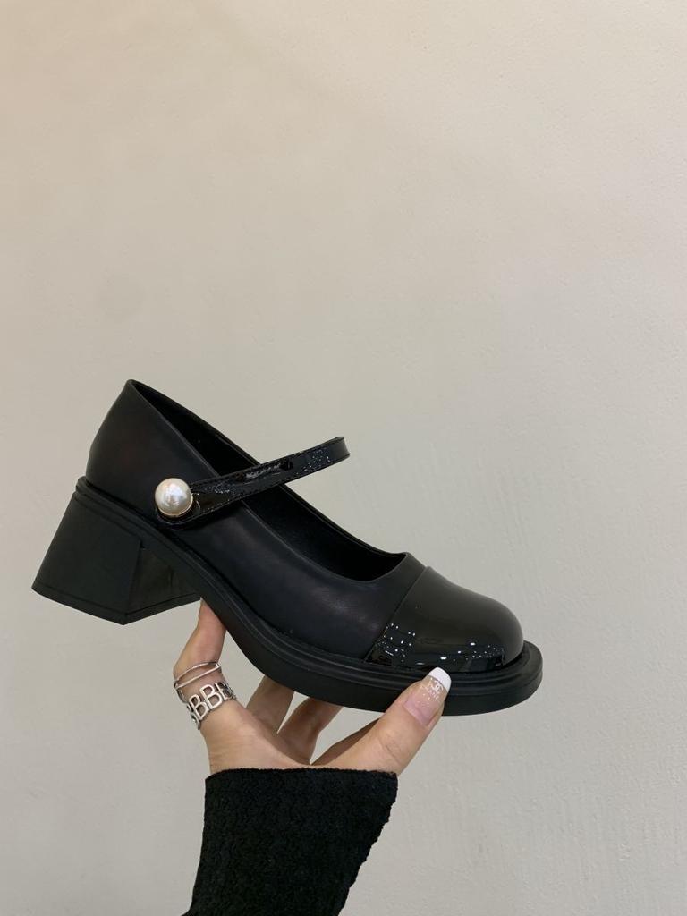 Light Mouth Single Shoes Color Matching Word with Mary Jane Shoes Small Leather Shoes Spring 2025 Thick Heel Medium Heel Thick Sole Doudou Shoes