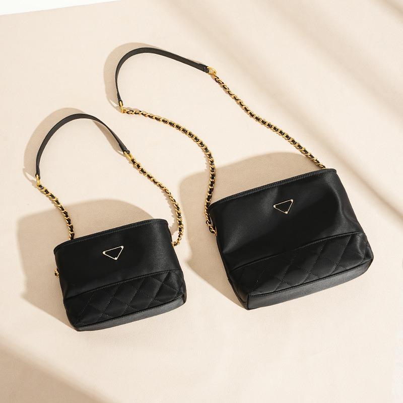 Rhombus Chain Small Square Bag, High-end New Shoulder Bag, Large-capacity Oxford Cloth Women's Commuting Versatile Messenger Bag
