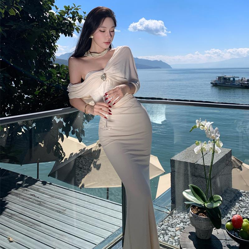 Elegant Autumn Evening Fishtail Dress - Sophisticated Style for Women