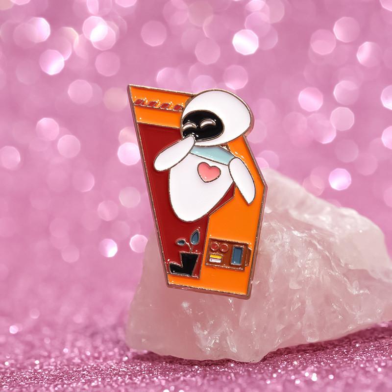 Unique Cartoon Robot Design Alloy Brooch Pin Stylish Anime Character Badge For All Ages