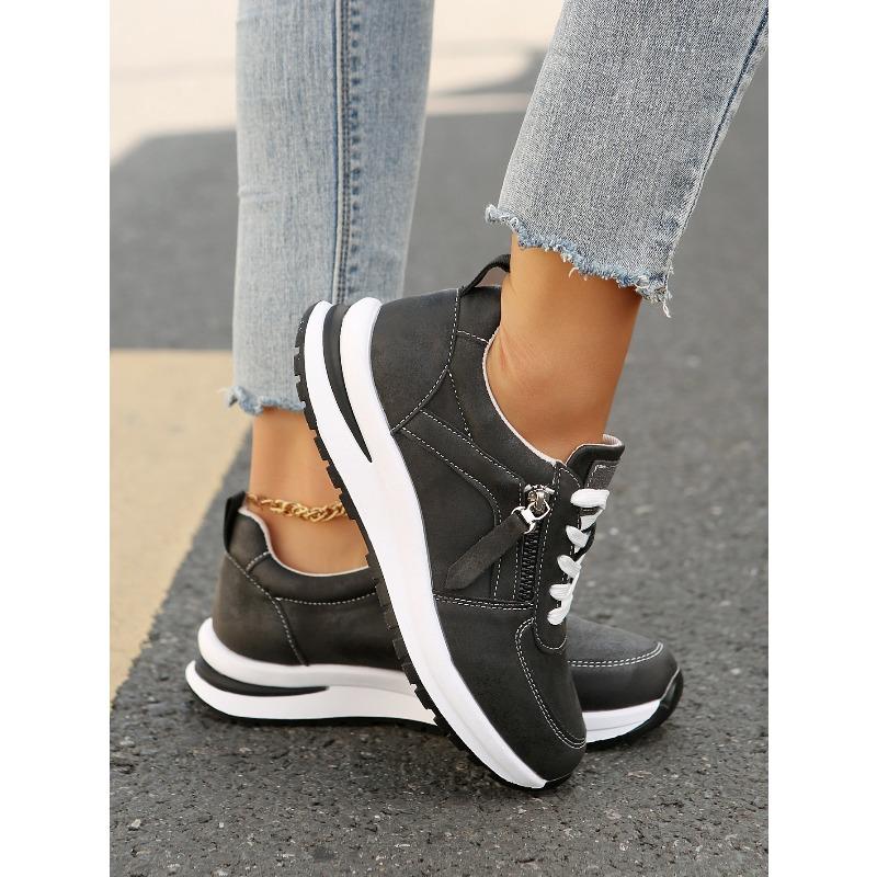 Women's Large Size Spring Flat Round Toe Lace-Up Solid Color Casual Shoes.