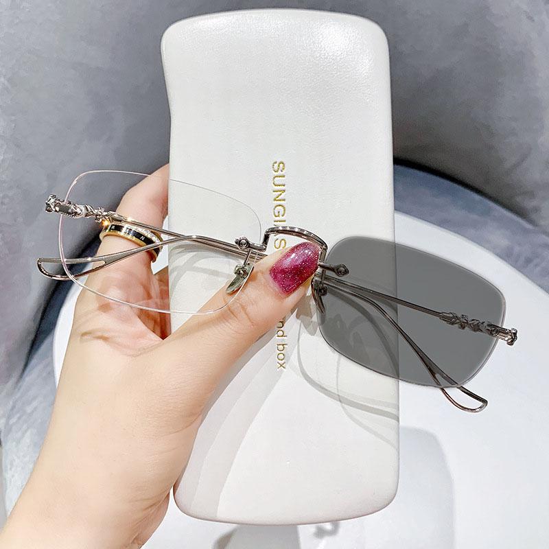 Modische rechteckige Damen-Photochrom-Myopie-Brille, Unisex, randlos, Minus-Dioptrien-Brille, trendige Sonnenbrille mit UV-Farbtönen