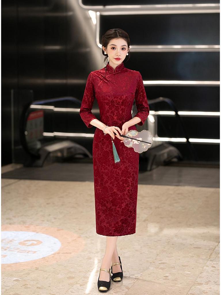 Xi Po Po 2025 Red Mid-Length Qipao Wedding and Evening Dress for Mother