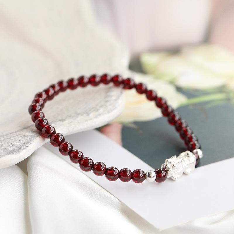 Natural Burgundy Garnet Bracelet Women'S Silver Jewelry Pixiu Simple Bead Beaded Bracelet.