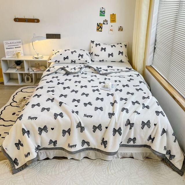 King Queen Size Soft Smooth Coral Fleece Velvet Bed Flat Sheet Winter Warm Thicken Flannel Blanket Not Including Pillowcase