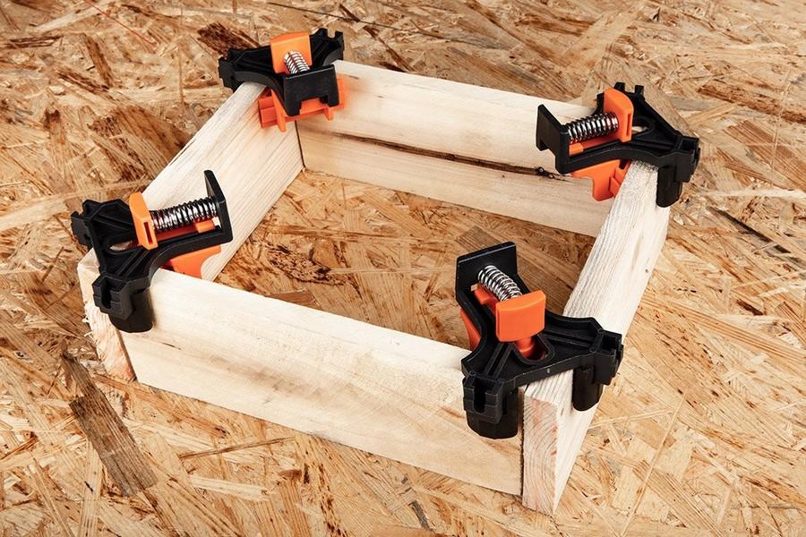 SET OF 4-PIECE CORNER CLAMPS - T N45-492