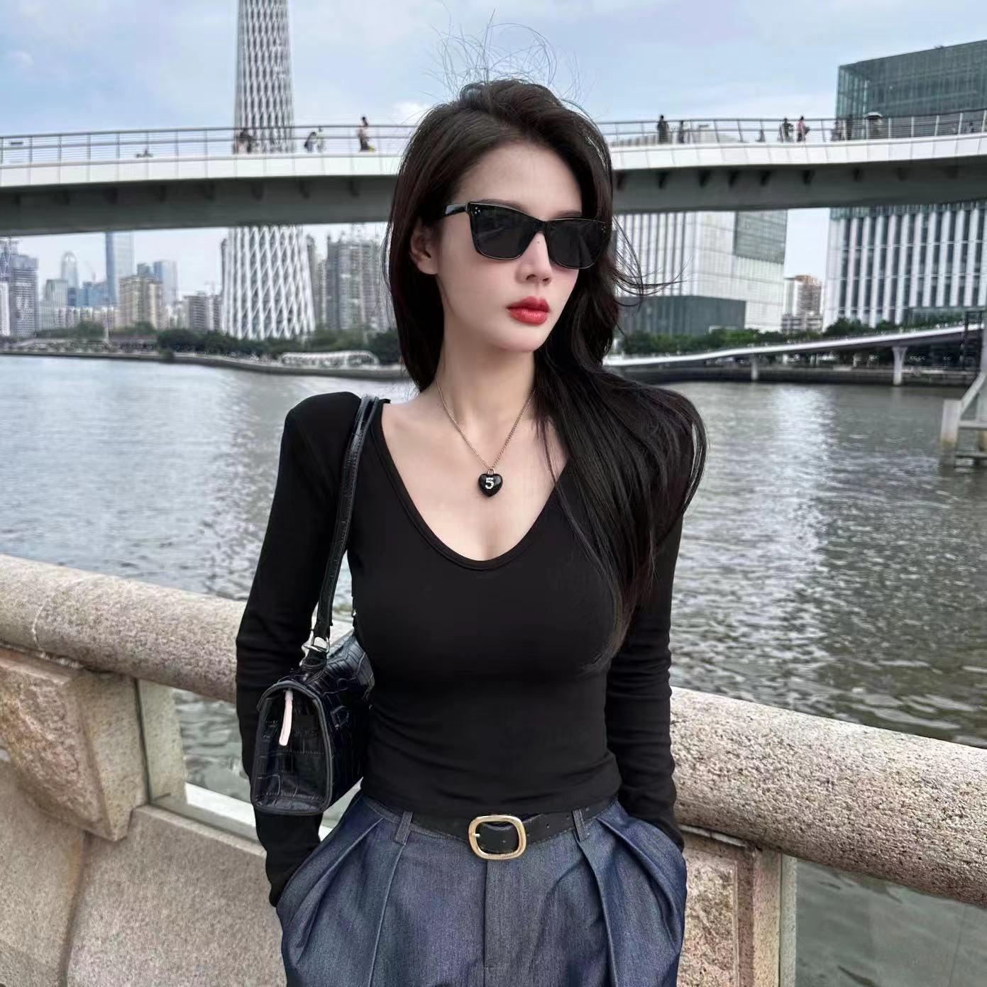 Chic Autumn Slim-Fit Long Sleeve Top: Versatile, Stylish, and Feminine XL (130-140 lbs) чёрный