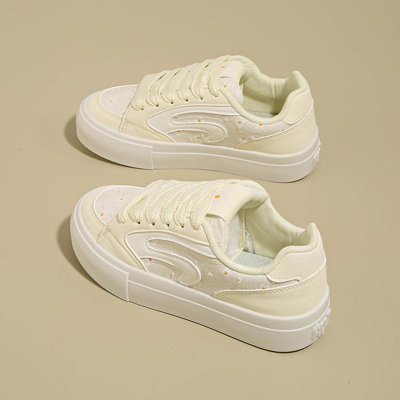 Fashion CRLAYDK Women's Classic Retro Flower Sneakers Casual Skate Fashion Low Top Shoes Leather Walking Comfort Anti Slip Tennis