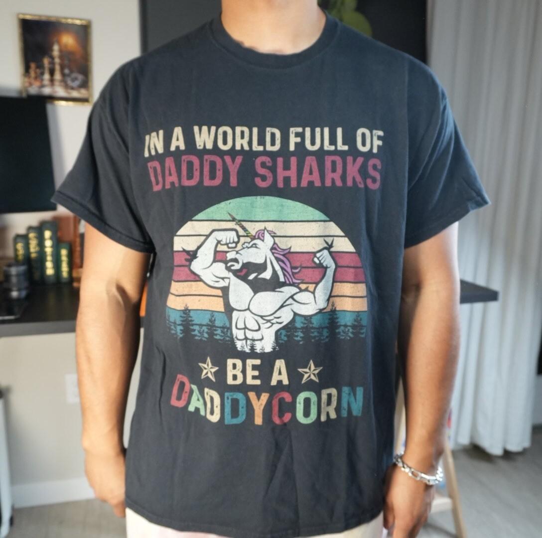 DADDYCORN Unicorn Tee Shirt Mens XL Crewneck Short Sleeve Rainbow Novelty Tee Unisex T-Shirt XL