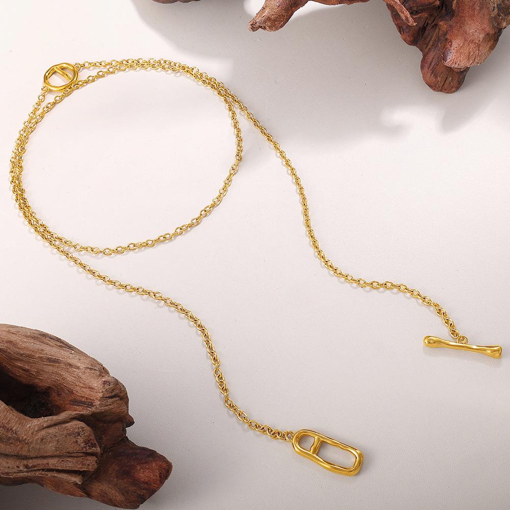 European & American Irregular Pig Nose OT Buckle Long Sweater Chain - High-End Stackable Stainless Steel Necklace for Women.