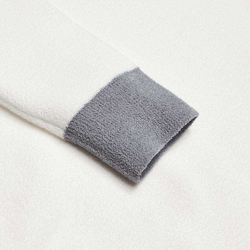 FILA Golf Series Casual Sports Simple Comfortable Versatile Knit High Neck Long Sleeve Sweater Women sweater Smoky-White A11W545415FIV