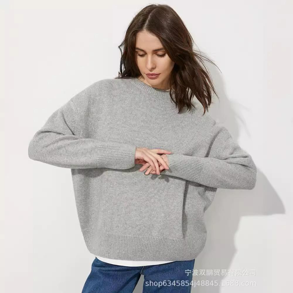 Russia's hot-selling solid-color crew-neck sweater women's 2026 popular soft-knitted top