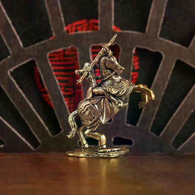 Retro Strong Men Warrior Ornament Copper European Beautiful Knight Model Miniatures Figurine Desktop Decoration