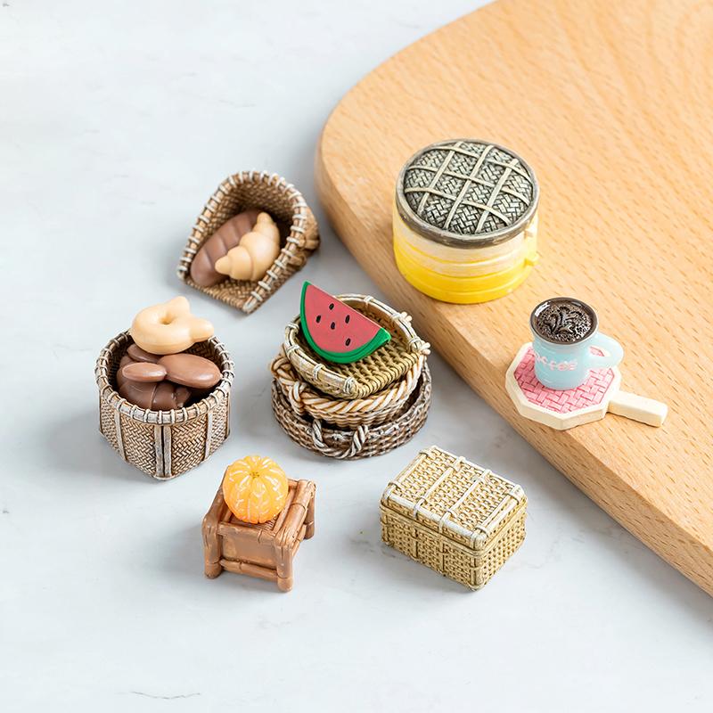 3Pcs/Set Dollhouse Miniature Resin Woven Basket Food Storage Picnic Basket Furniture Model For Doll House Accessories Decoration