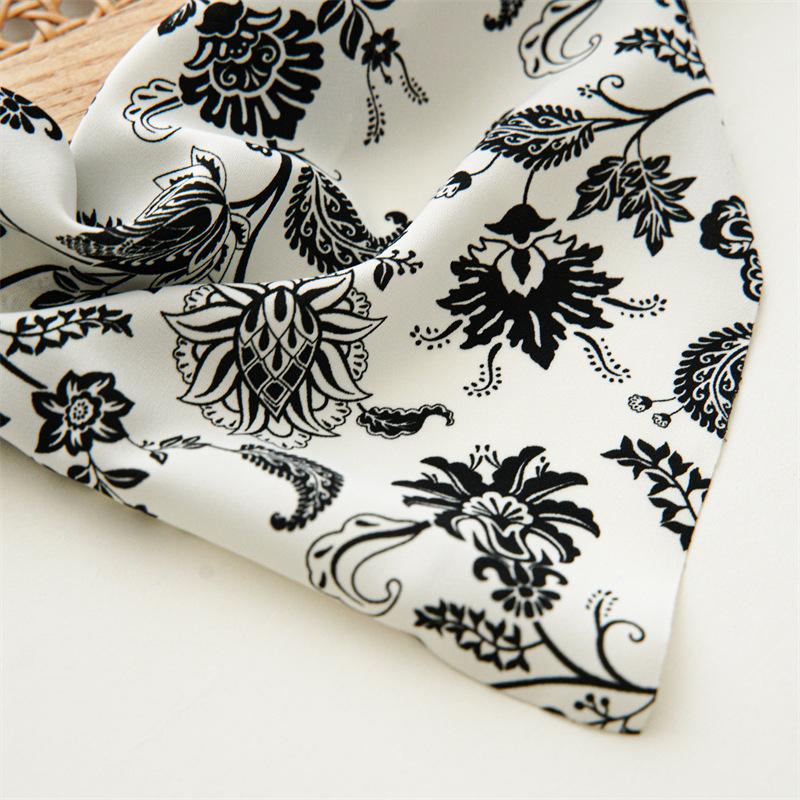 Nouveau bohême imprimé Triangle tête écharpe chaîne à la mode élastique bandes de cheveux Bandanas bandeaux pour femmes cheveux accessoires chapeaux cadeau