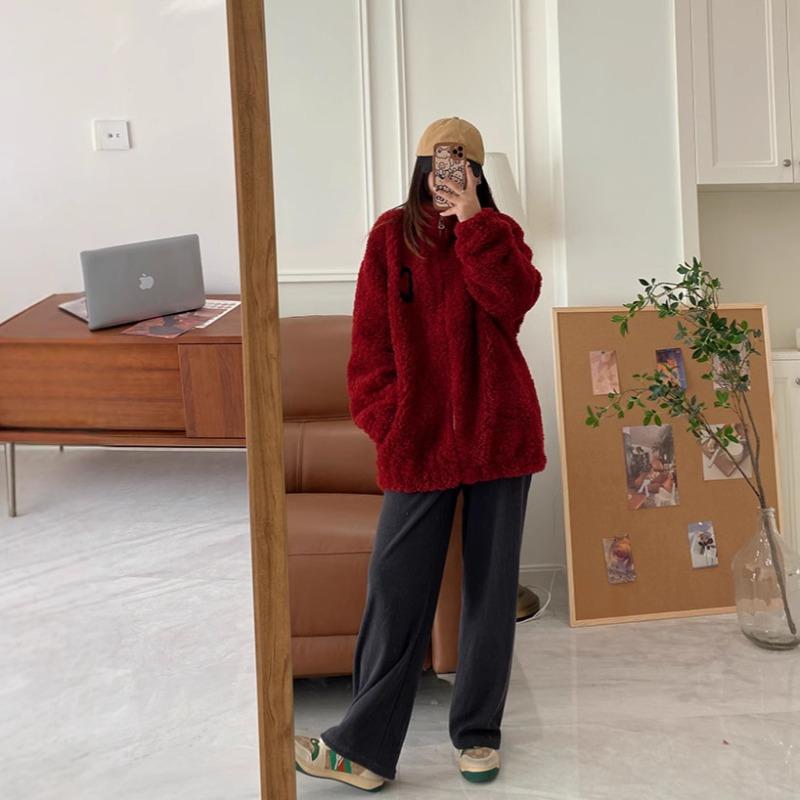 Autumn and winter new women's clothing versatile velvet jacket student couple thickened sweater women's loose top women's trend