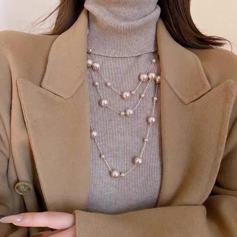 Elegant Pearl Four-Leaf Clover Women's Necklace - Versatile Layered Sweater Chain for Autumn/Winter