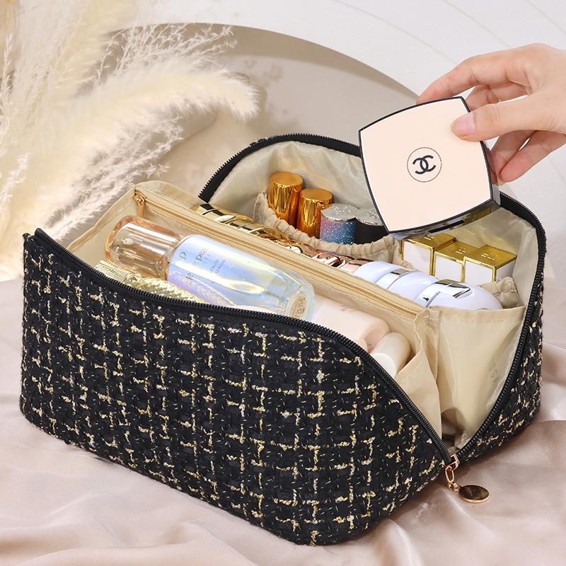 Cosmetic bag Women's portable large-capacity high-end fashion new travel toilet bag Cosmetics storage bag