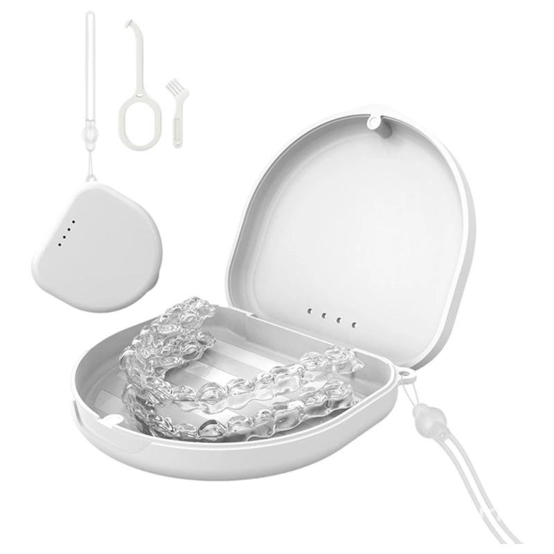 

Universal Clear Aligner Storage Box with Hygienic Airflow Design and Secure Easy Touch Closure белый