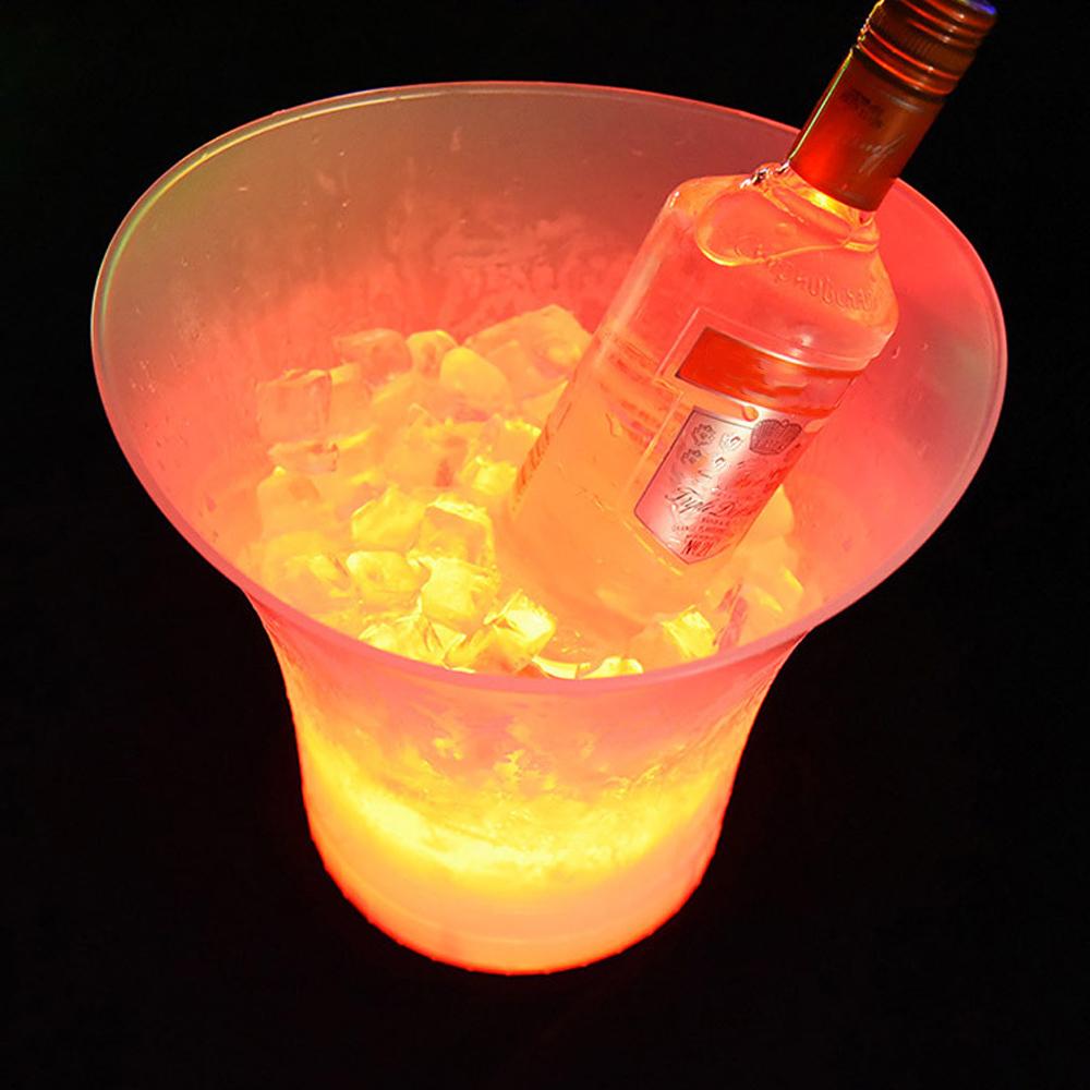 New Waterproof Plastic LED Ice Bucket 5L LED Light Up 4 Color LED Bars Nightclubs Champagne Beer Bucket