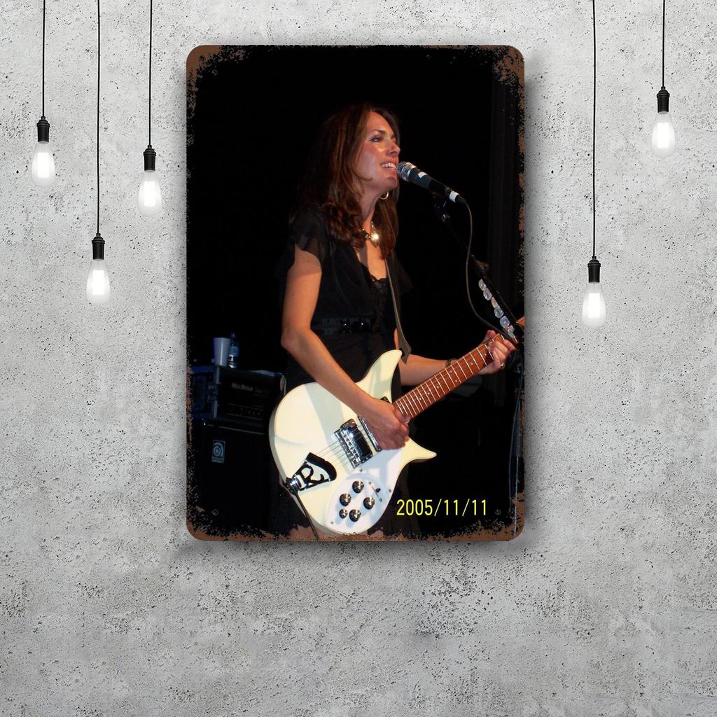 Susanna Hoff Classic Poster Rusty Metal Plaque Retro Decorative Plate Bar Man Cave Garage Club Metal Sign Wall Decoration