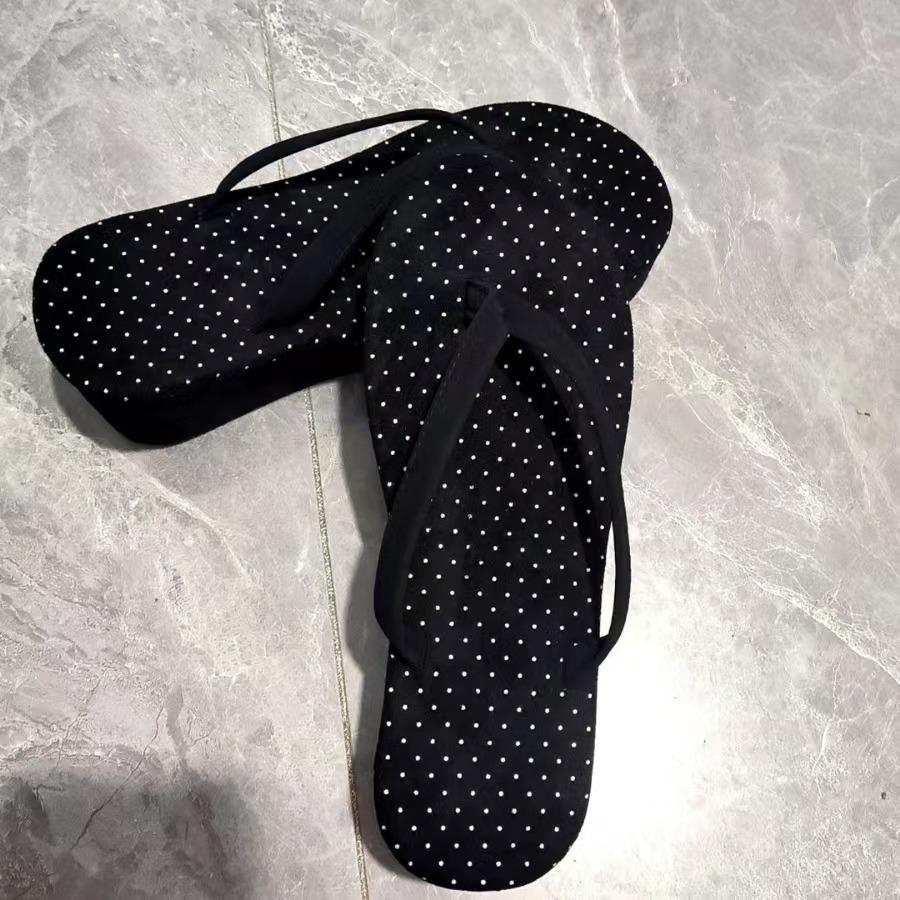 Slope heel cool slippers pinch feet summer new wear thick bottom open toe casual flip-flops women