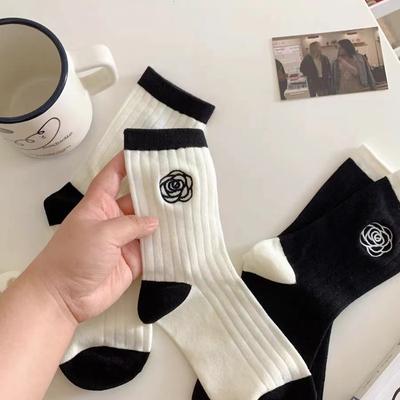 Japanese Tide Camellia Rose Embroidery Sweet Socks Comfortable Black and White Vertical Strip Pure Cotton Tube Socks