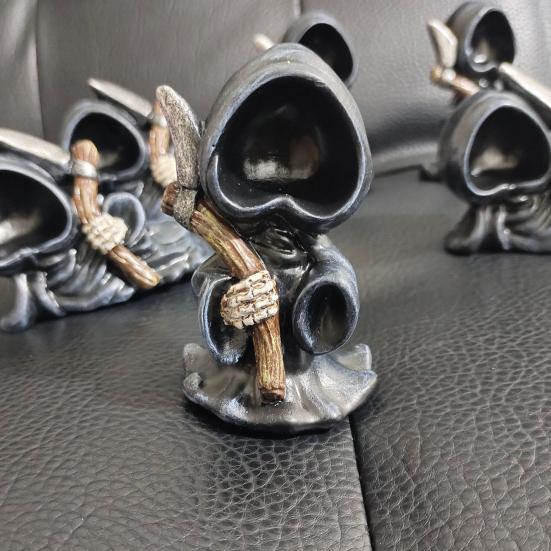 

Уникальная фигурка Мрачного Жнеца, привлекательная и детальная, сделанная своими руками