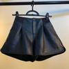 Hosen & Röcke – Shorts