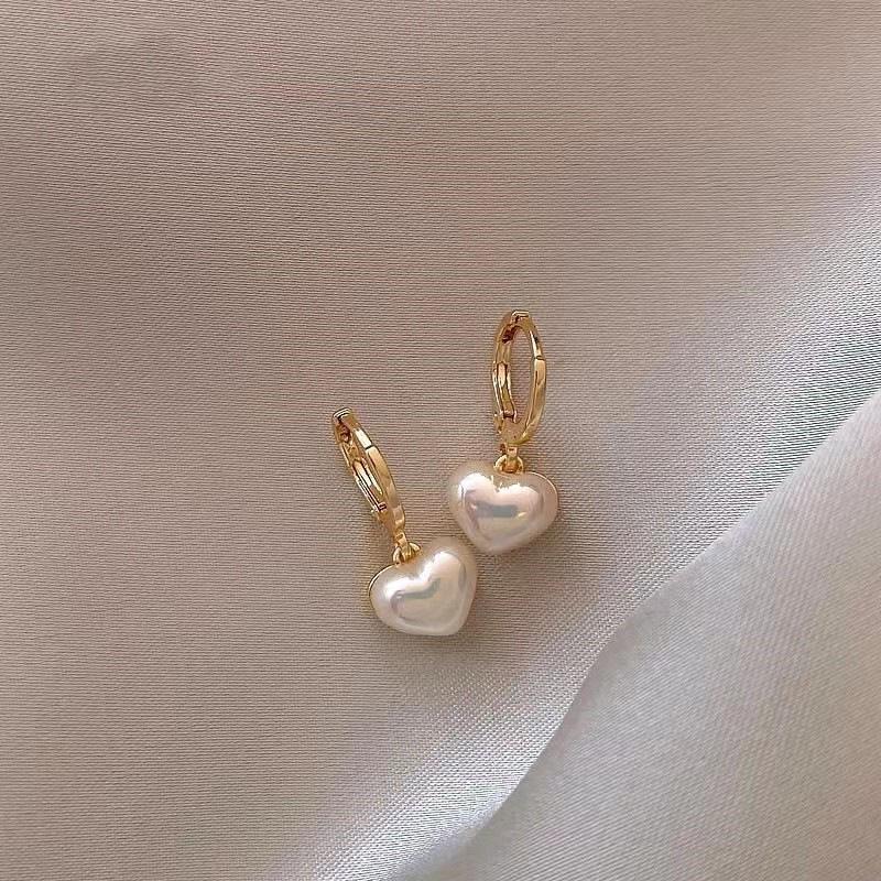 Luxurious Mermaid Princess Heart Earrings with Real Gold Plating and Shell Pearls